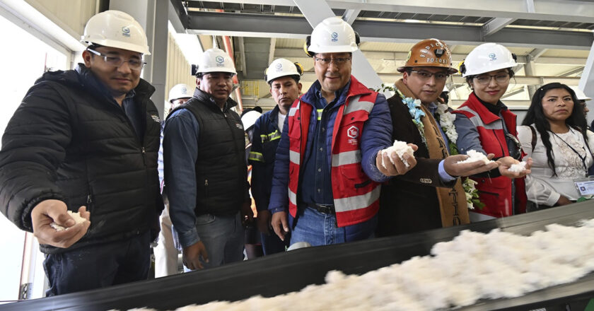 La industrialización del litio boliviano genera expectativa a escala mundial