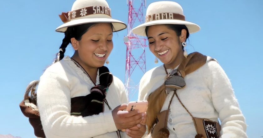 Entel llega a más de 20.300 localidades de Bolivia con telefonía móvil y acceso a internet
