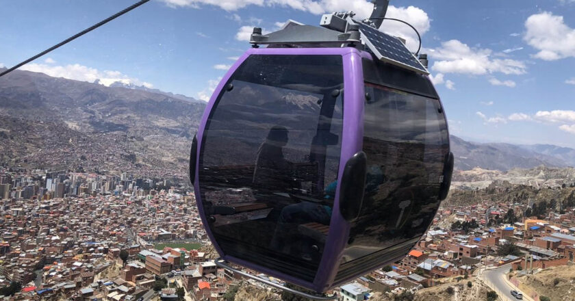 La Línea Morada y el aeropuerto se unirán con una ruta de buses eléctricos