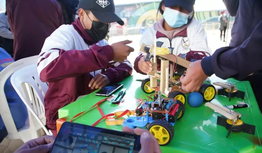 Torneo de robótica “First Bolivia 2024” espera a más de 5.000 participantes