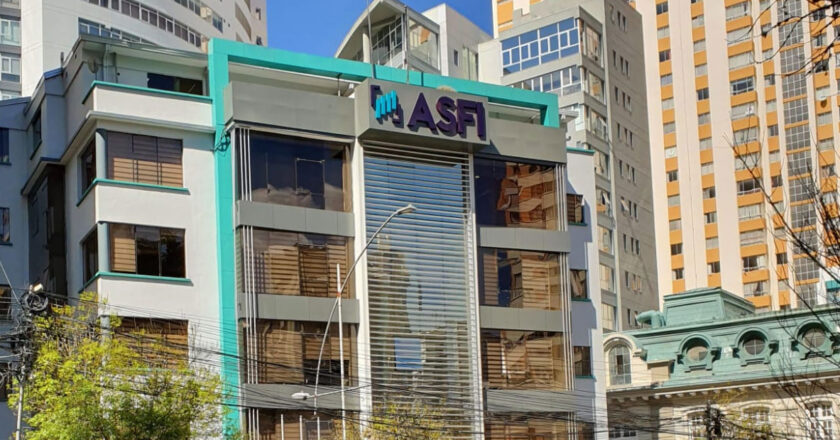 ASFI procesa a 22 entidades financieras tras incremento de cobros en transacciones al exterior y compras por internet
