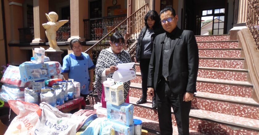 Fiscalía Departamental de La Paz entregó víveres, leche, pañales y otros insumos al Hogar de Niños “Carlos de Villegas”