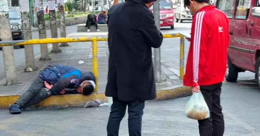 Año Nuevo: Policía registra más de cien infractores por consumo de bebidas en La Paz y El Alto