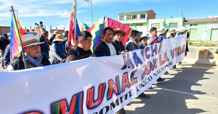 Arias insta a seguidores de Evo a marchar con una cruz y pedir perdón a Bolivia