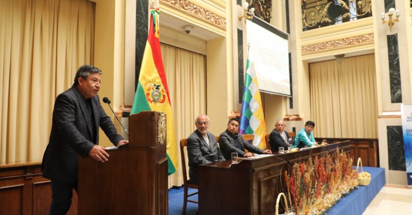 Vicepresidencia y EGPP lanzan la segunda versión del Diplomado «Praxis de la Geapolítica del Vivir Bien»
