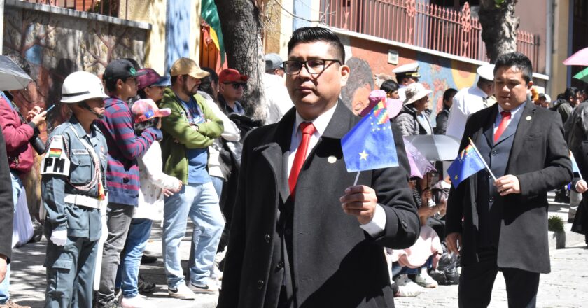Procuraduría General del Estado participa de los actos protocolares por el Día del Mar