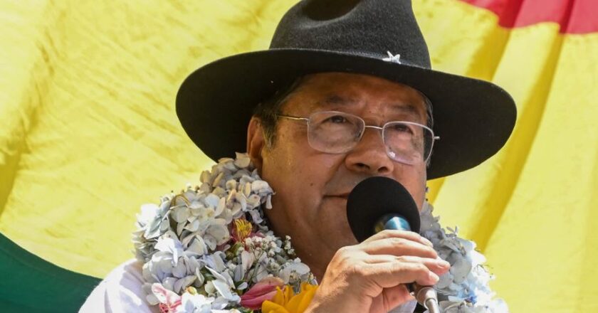 Luis Arce figura como candidato a senador por La Paz en listas del MAS