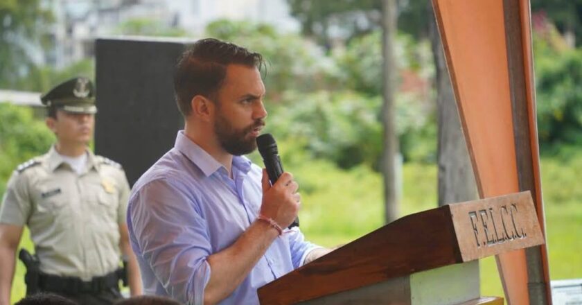 Del Castillo dice que en el Legislativo existe un ‘corralito de dólares’ por créditos no aprobados