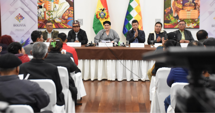Gobierno y COB instalan mesa técnica social para tratar el pliego petitorio de los obreros