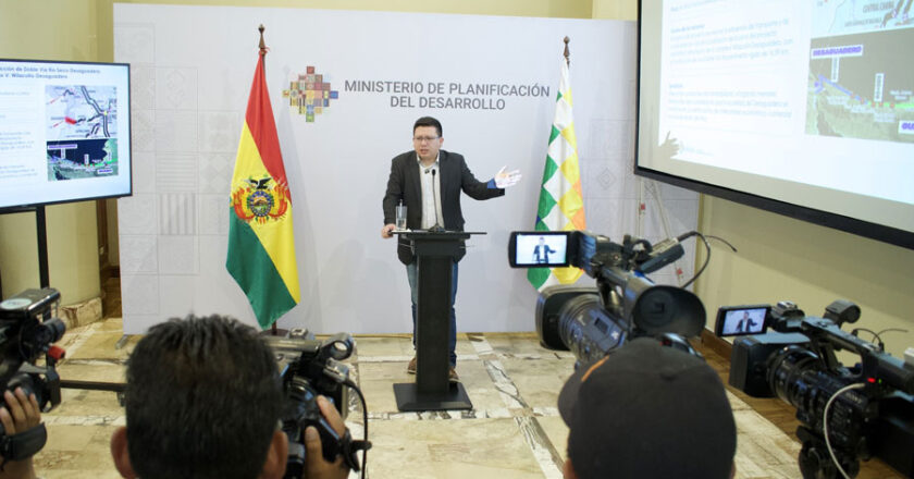 Gobierno remite al Legislativo dos proyectos de crédito que suman $us345 millones de la CAF y Corea