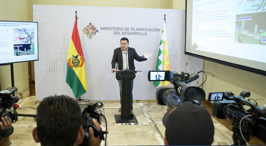 Gobierno remite al Legislativo dos proyectos de crédito
