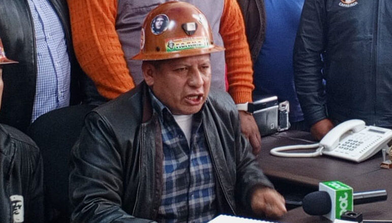 Mineros exigen cambio inmediato en la COB y dan 24 horas a Huarachi para convocar a ampliado