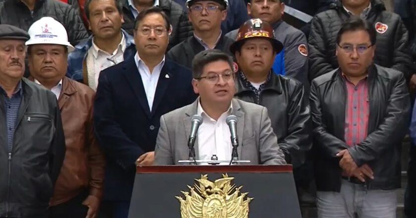 El Gobierno y la COB acuerdan incremento del 10% al salario mínimo y 5% al haber básico para este año