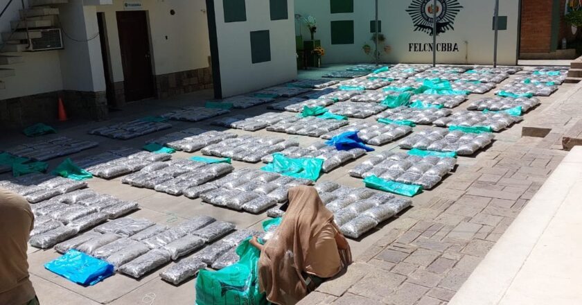 Hombre que habría sido encontrado con más de 700 kilos e marihuana en Sipe Sipe es detenido preventivamente
