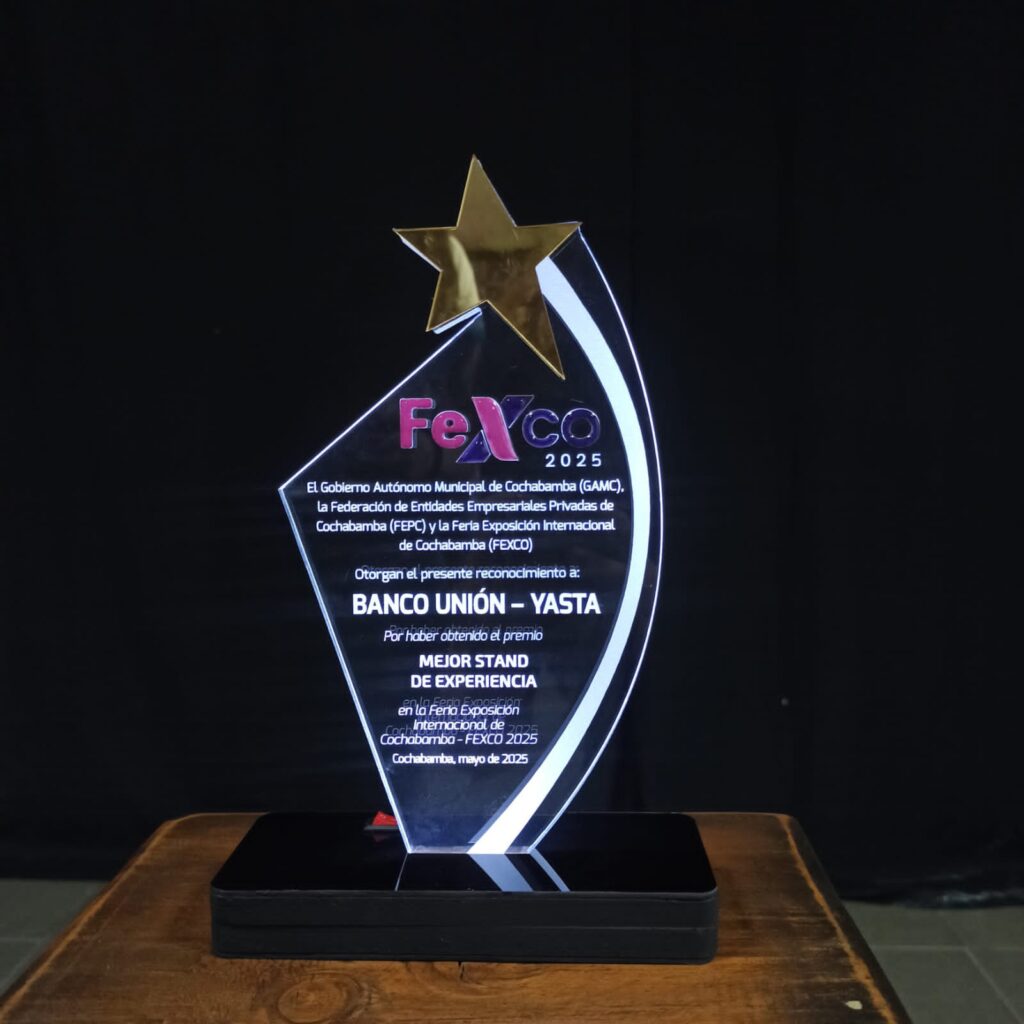 Banco Unión recibe el premio a “Mejor Stand a la Experiencia”