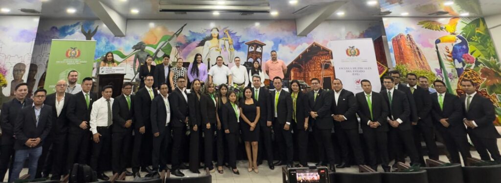 Fiscal General inaugura Seminario Taller