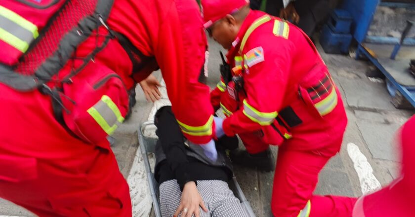 Fiscalía Departamental de La Paz desarrolla con éxito simulacro contra incendios