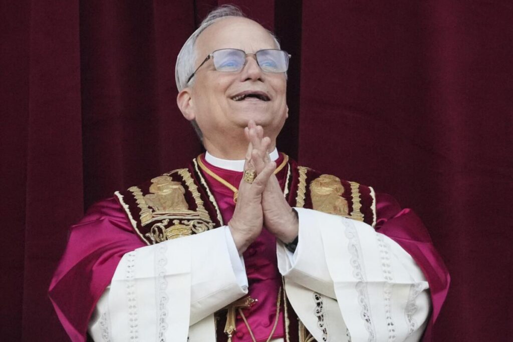 Robert Francis Prevost es elegido como el nuevo Papa León XIV