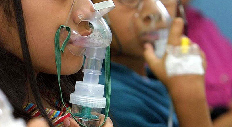 Por incremento de casos de neumonía en niños de El Alto, sugieren aplicar horario de invierno