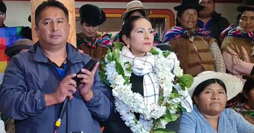Evo Pueblo anuncia a Wilma Alanoca como candidata a la vicepresidencia
