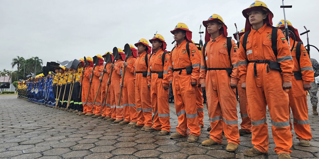 Fuerzas Armadas despliegan operativos de prevención de incendios en Santa Cruz