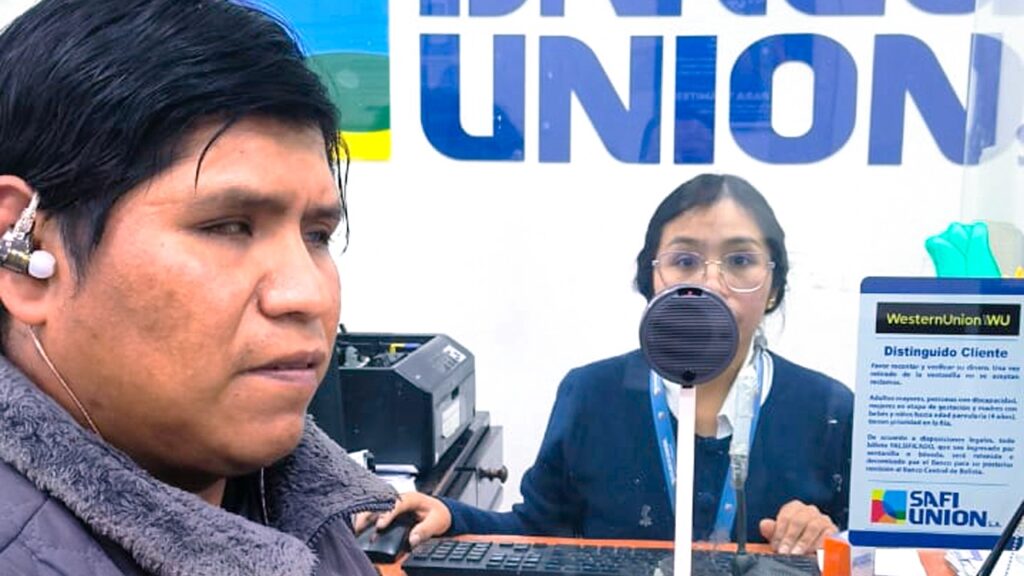 Banco Unión inició el pago del Bono de Indigencia 2025 para personas con discapacidad visual