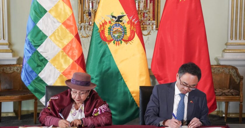 Bolivia y China consolidan su relación con acuerdos de cooperación