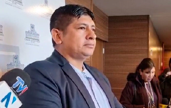 Cuéllar pone en duda la candidatura del MAS y propone nuevas figuras para evitar su desaparición
