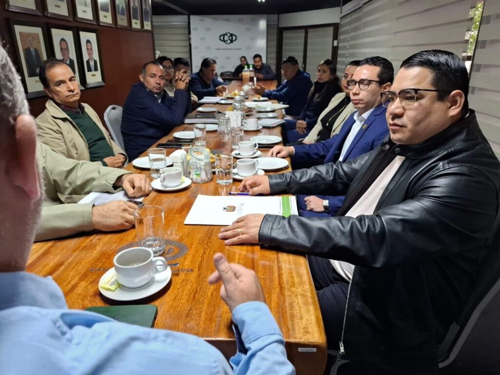 Fiscalía General se reúne con la CAO