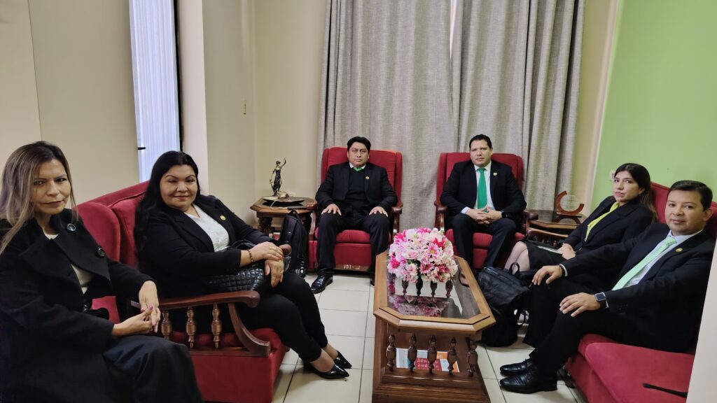 Fiscalía General evalúa desempeño de los Fiscales de Tarija