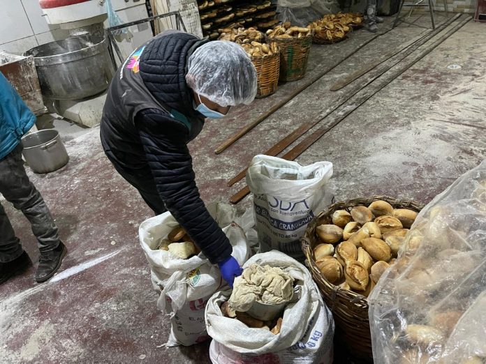 Operativo municipal detecta pan contaminado
