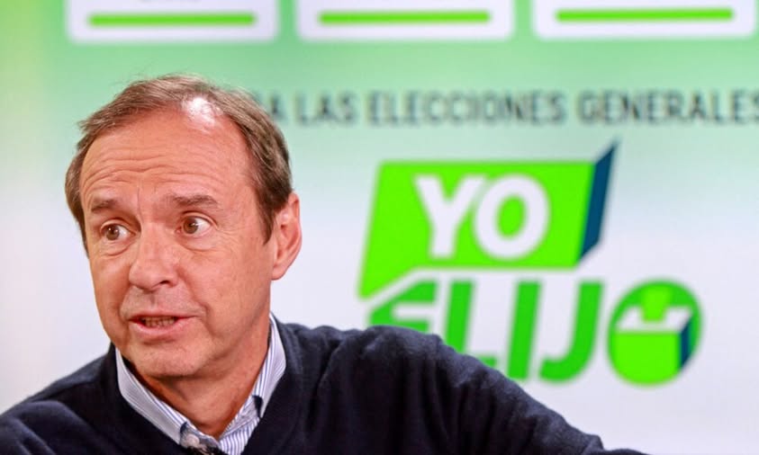 Tuto Quiroga plantea salir del Mercosur y aplicar un plan económico de emergencia si llega al poder