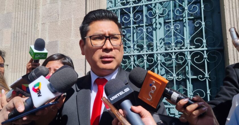 Juez de Migración de EEUU determinará la situación jurídica y deportación de Arturo Murillo