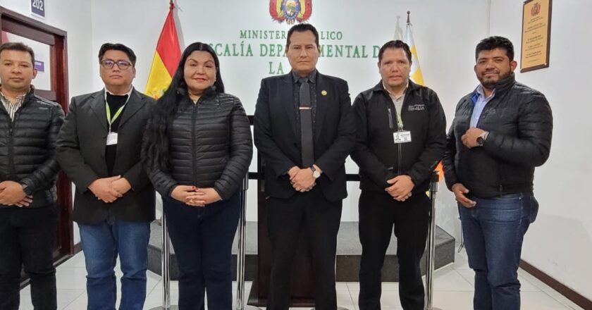 La Paz: Comisión de la Fiscalía General evaluó el desempeño de Fiscales de Carrera y personal del IDIF