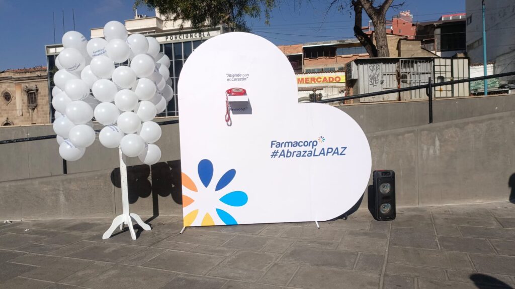 Farmacorp “abraza La Paz” con una emotiva campaña ciudadana