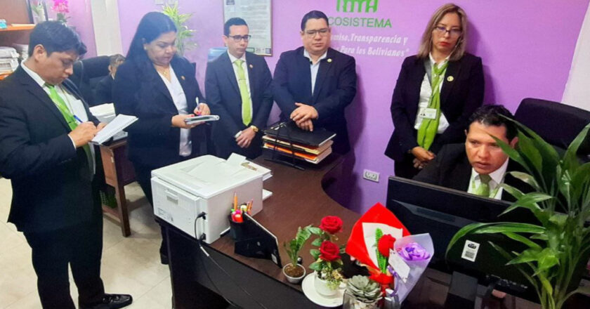 Fiscal General evalúa el desempeño de Fiscales de carrera y personal del IDIF de Santa Cruz para mejorar la atención a la población