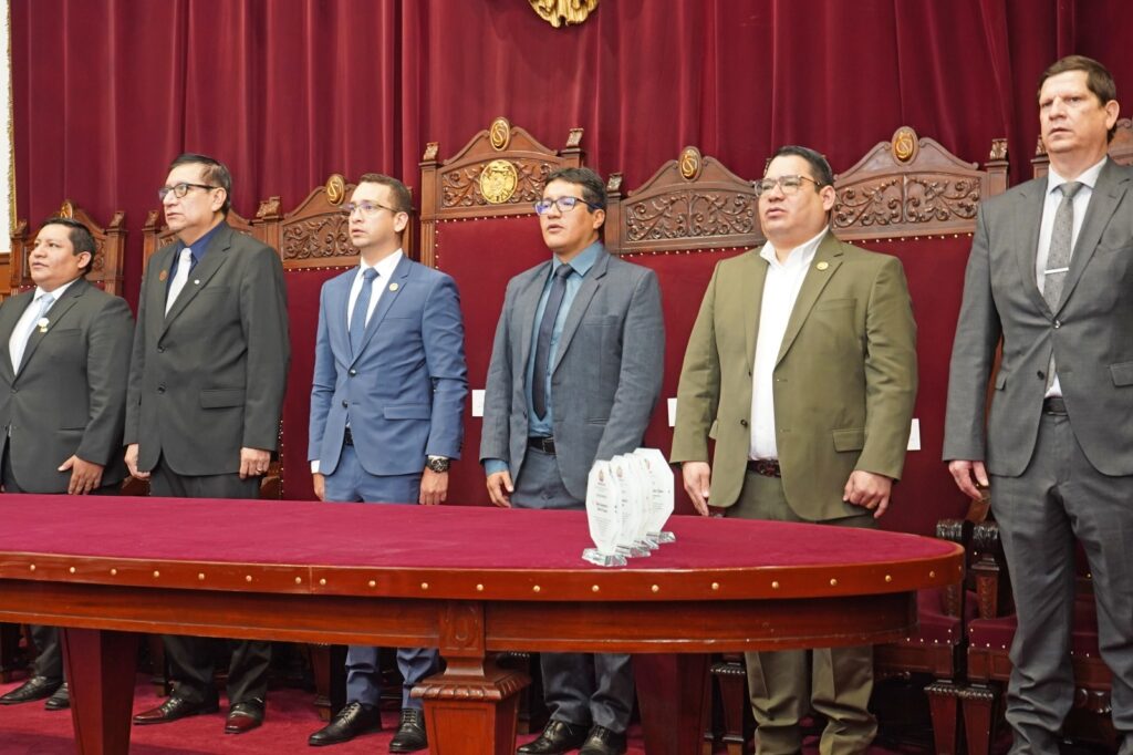 Fiscal General participa del acto en conmemoración del Día del Juez boliviano