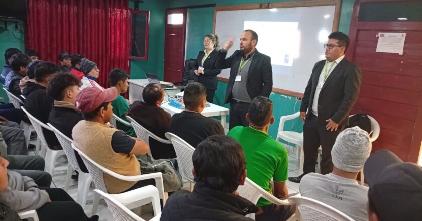 Fiscalía de Chuquisaca cumple jornada de socialización de salidas alternativas en penal de San Roque