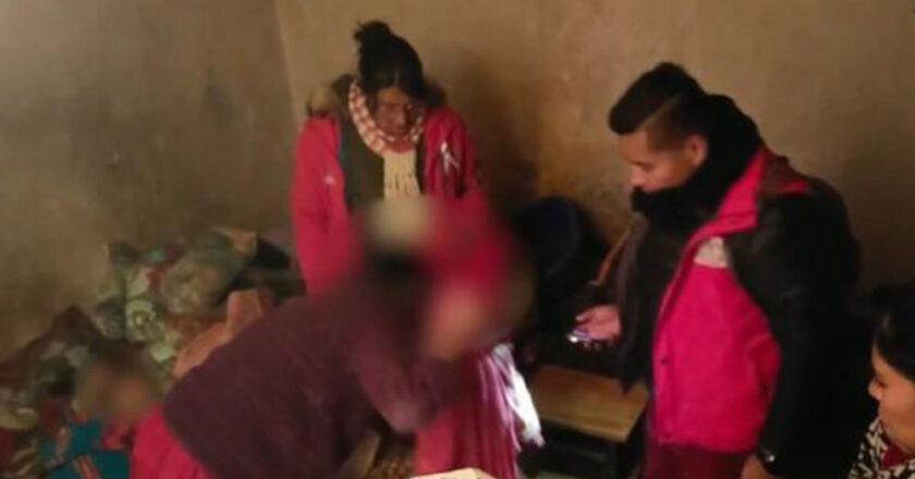 Rescatan a una mujer que permaneció encerrada dos años en su vivienda en El Alto