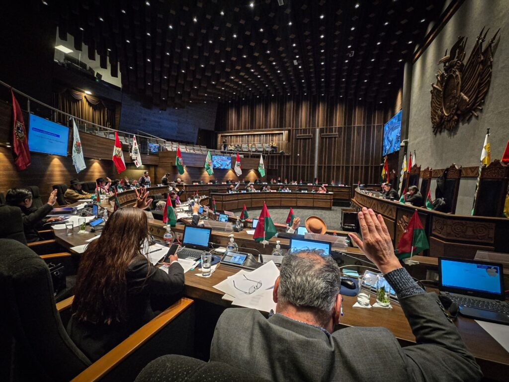 Senado aprueba ley que prohíbe ratificar a ministros censurados
