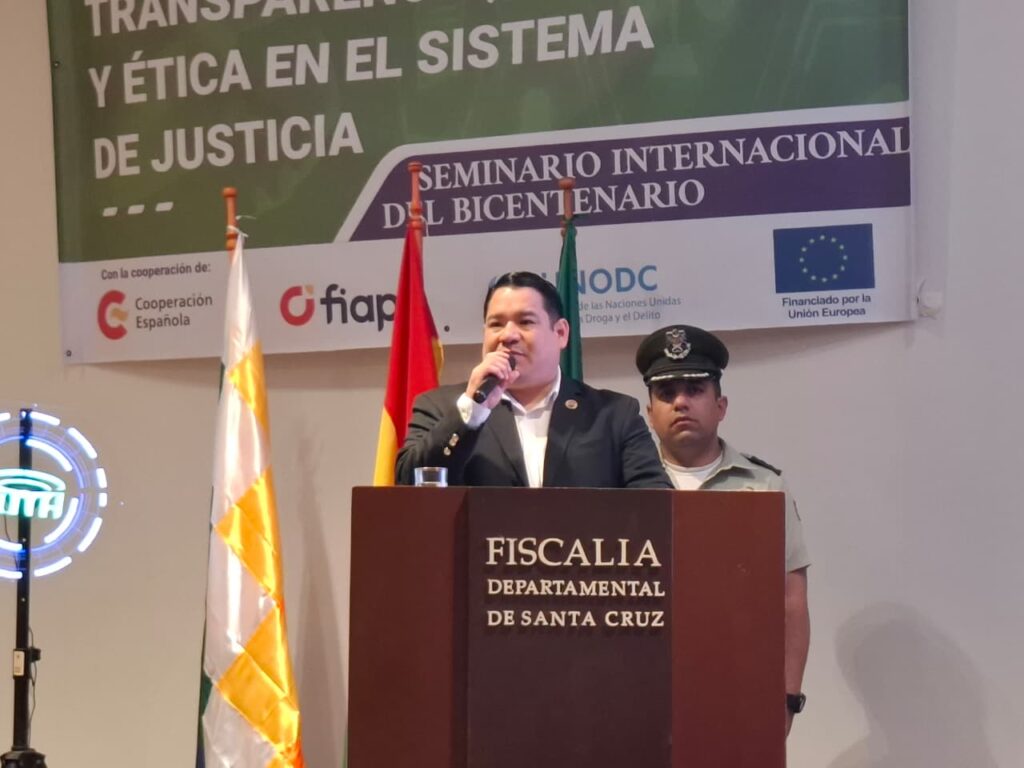 Con un llamado a la innovación judicial en Bolivia cerró el Seminario Internacional del Bicentenario