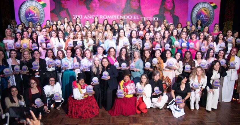 El Bicentenario con rostro de mujer: el WEF del Bicentenario de Bolivia, un encuentro histórico de mujeres empresarias y emprendedoras