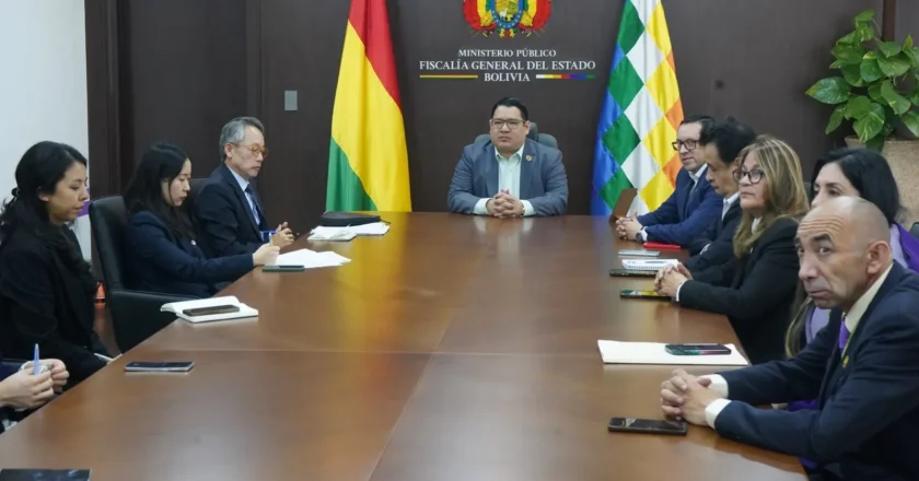 Fiscal General y embajador de Corea avanzan en proyecto emblemático del IDIF en Chuquisaca