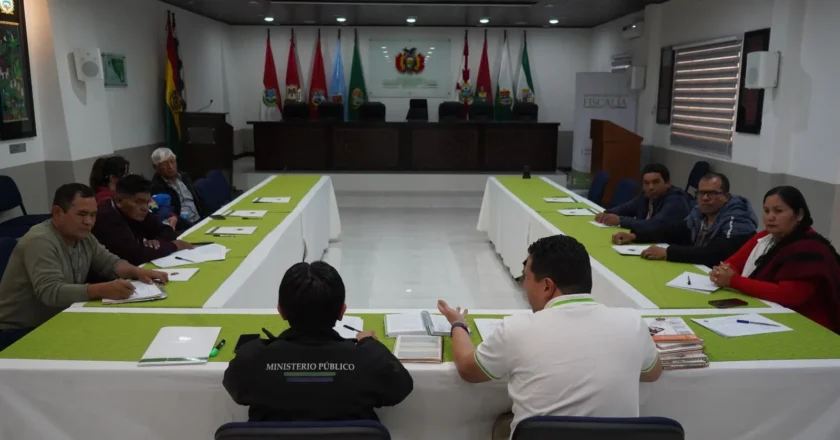 Fiscalía General y Jurisdicción Indígena Originaria Campesina refuerzan coordinación por una justicia intercultural