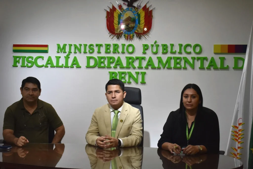 Fiscal de Beni fortalece coordinación con la Policía e inicia taller sobre Justicia Penal Juvenil para DIPROVE