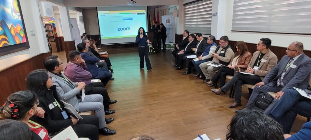 Fiscales de La Paz se capacitan en liderazgo para fortalecer la gestión del Ministerio Público