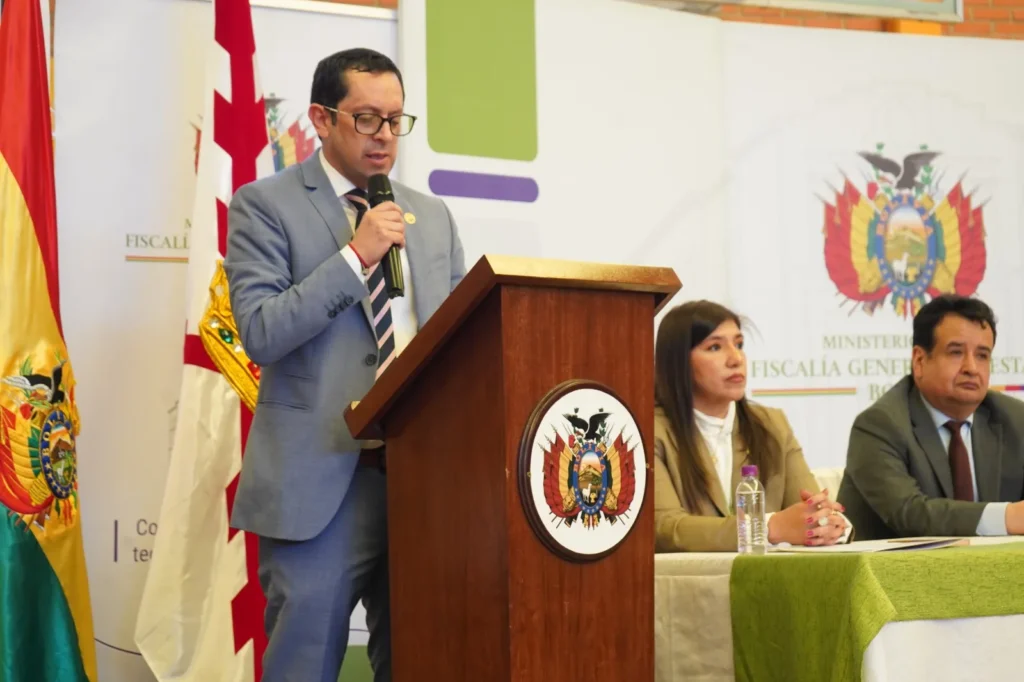 Fiscalía socializa en Sucre el Proyecto de Ley para la Protección de la Integridad Sexual de Niñas, Niños y Adolescentes en entornos digitales