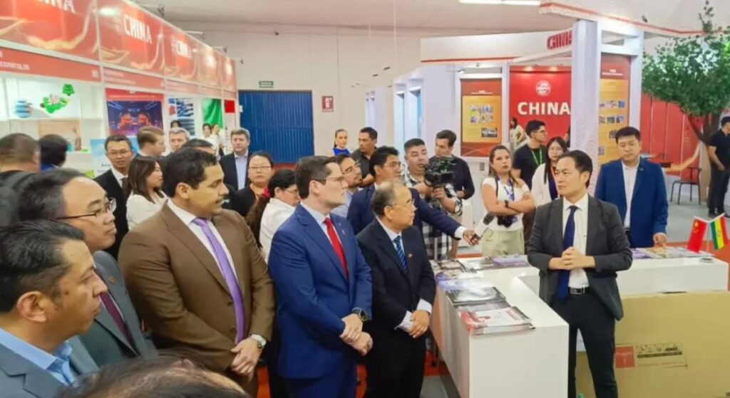 China inaugura su pabellón en la Expocruz 2025 con más de 40 empresarios e inversionistas