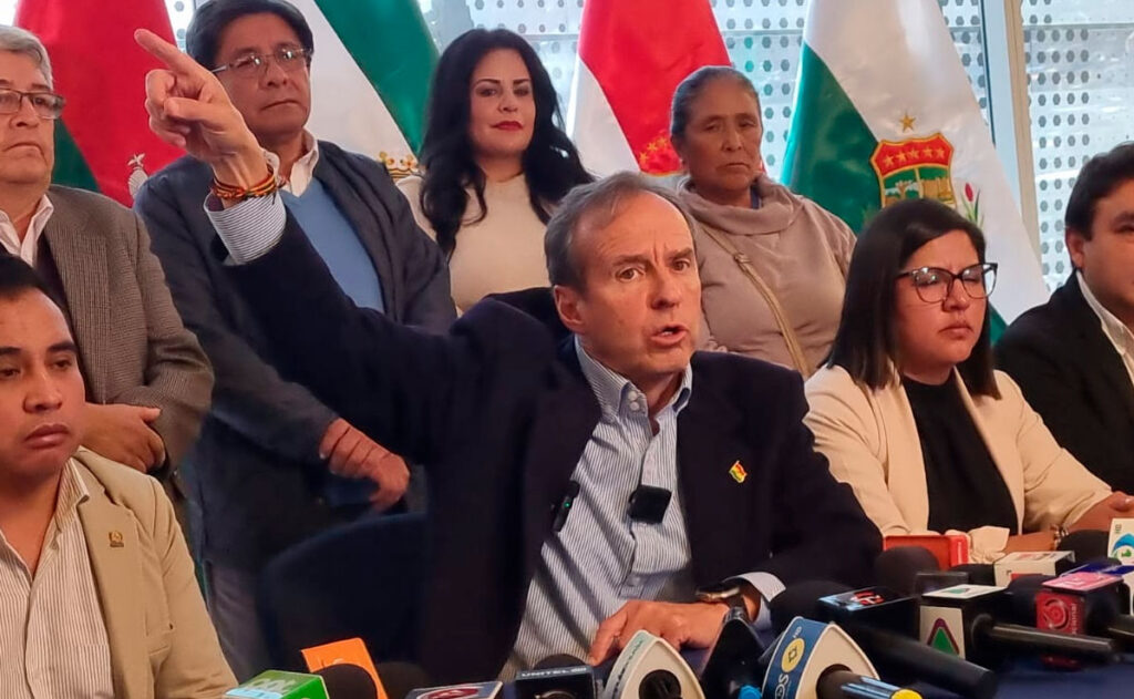 Tuto Quiroga plantea juicio de responsabilidades a Evo Morales por el caso Hotel Las Américas