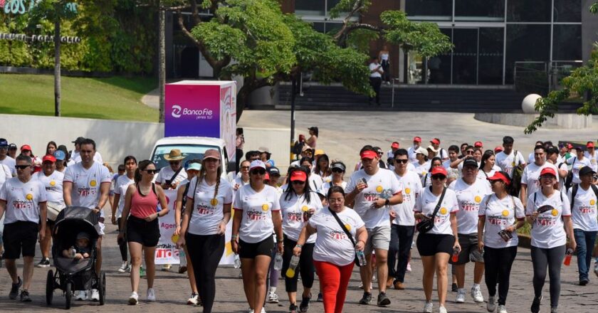Casi 2.000 personas participaron en la campaña “Caminando por la Vida” impulsada por Banco FIE en Santa Cruz